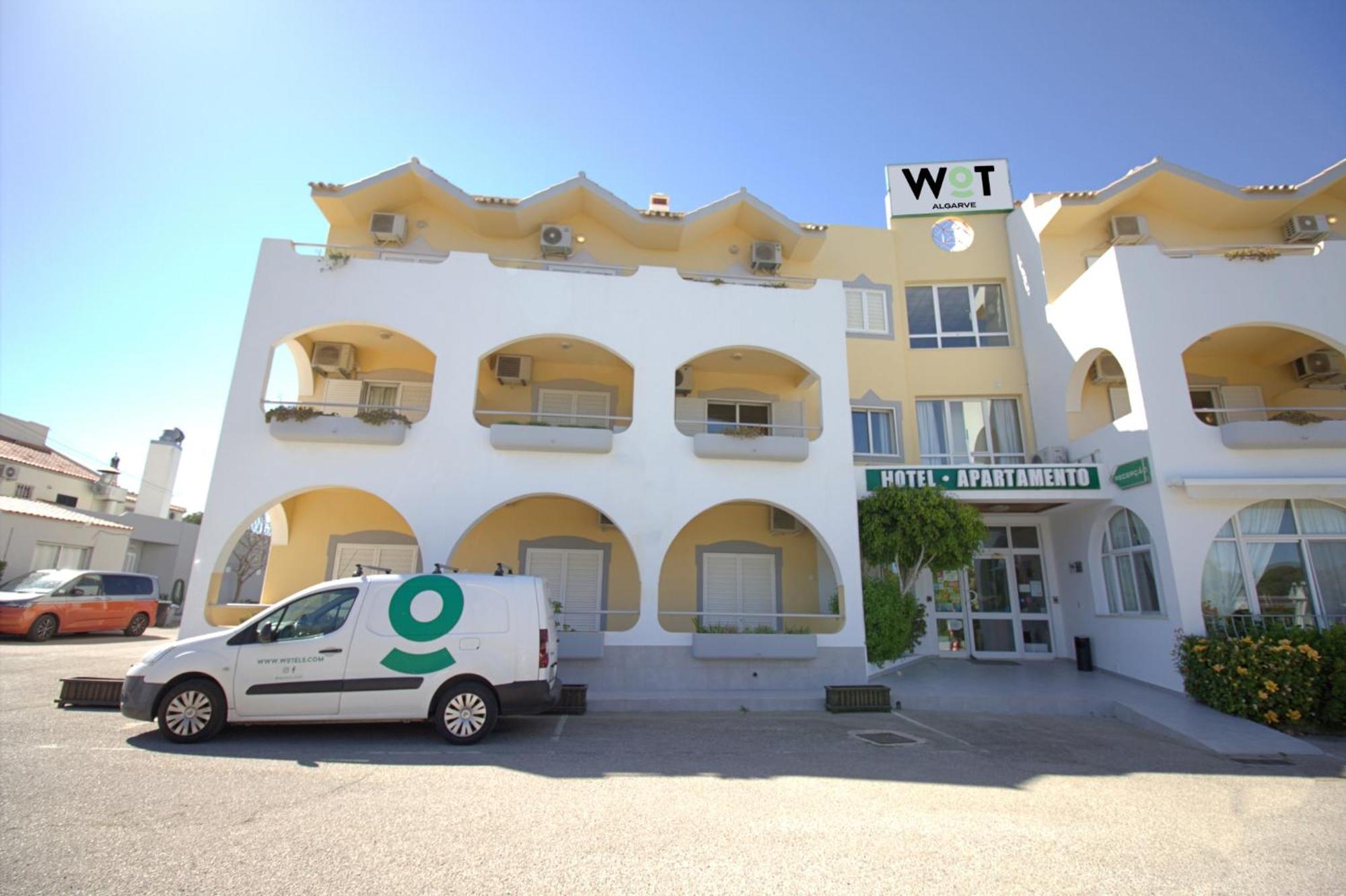 Wot Algarve Hotel Almancil Exterior photo
